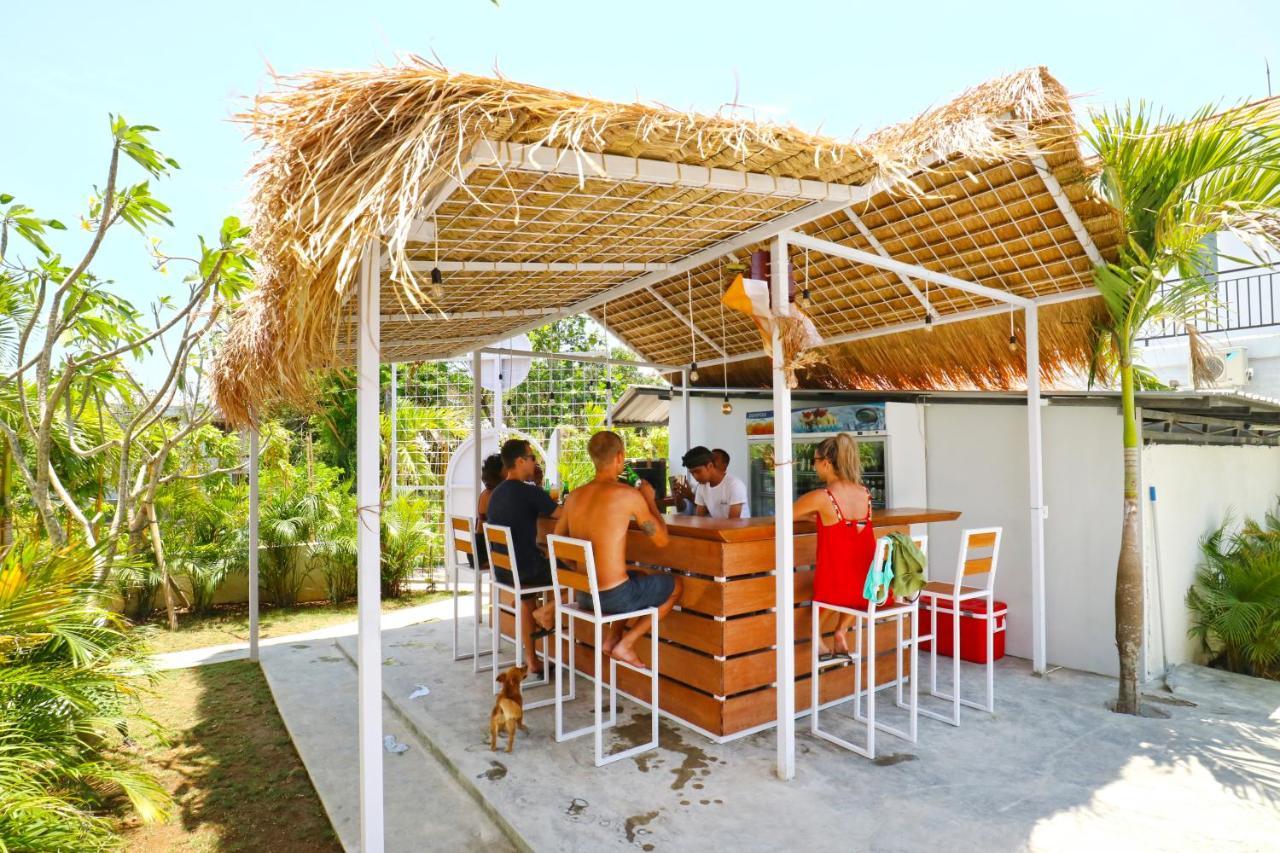 Margarita Surf Hostel Canggu Luaran gambar