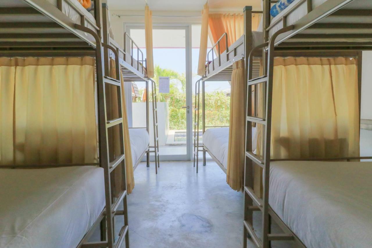 Margarita Surf Hostel Canggu Luaran gambar