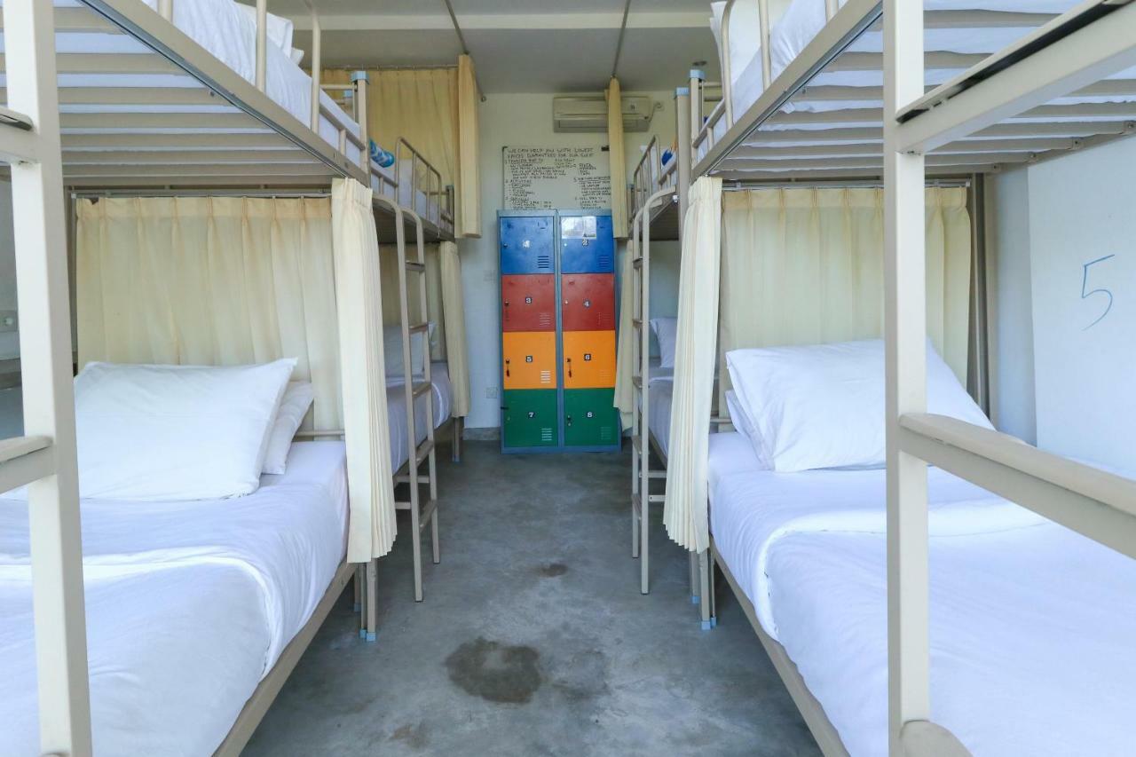 Margarita Surf Hostel Canggu Luaran gambar